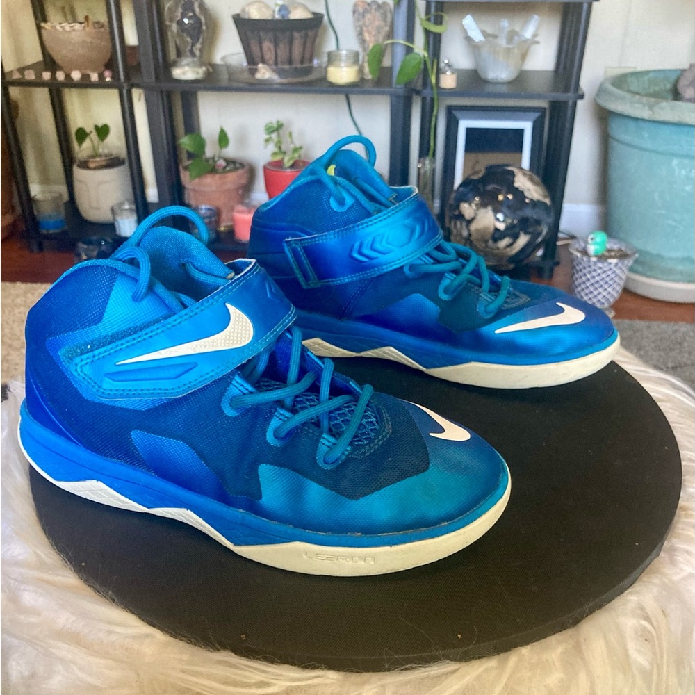 Nike Kids Blue and White Sneakers